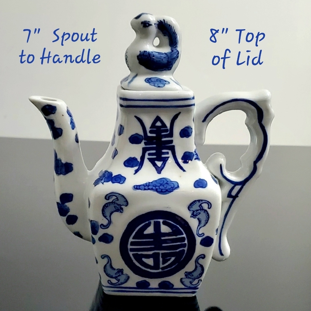 8" Asian Blue & White Decorative Ceramic Teapot